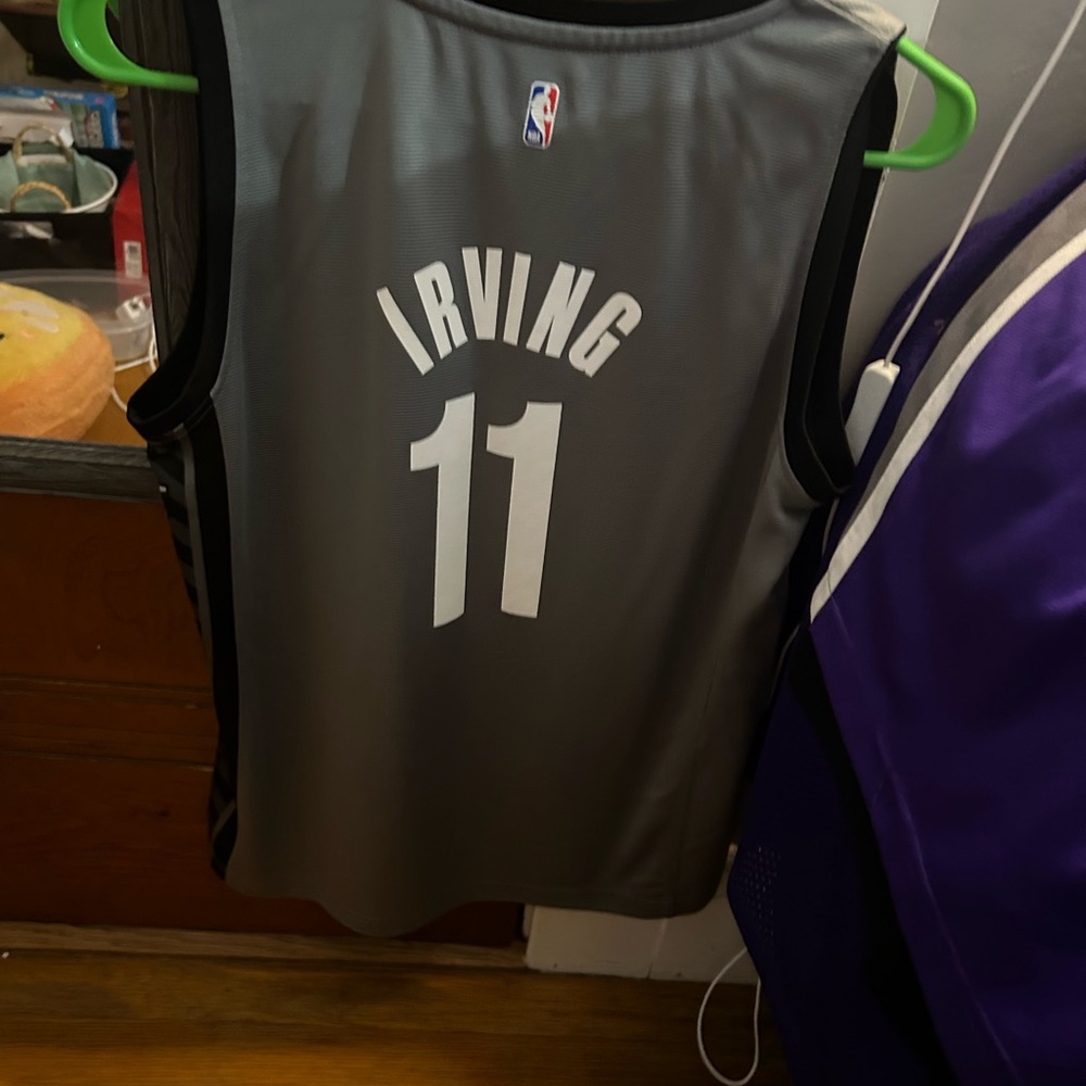 Kyrie Irving Brooklyn Nets jersey